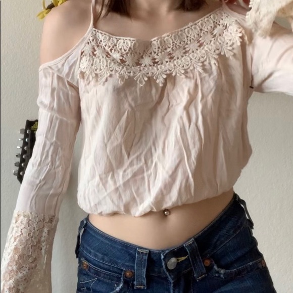 Cropped off the shoulder bell sleeve top - Picture 2 of 2